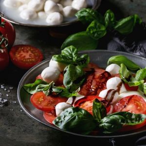 Caprese salatası img