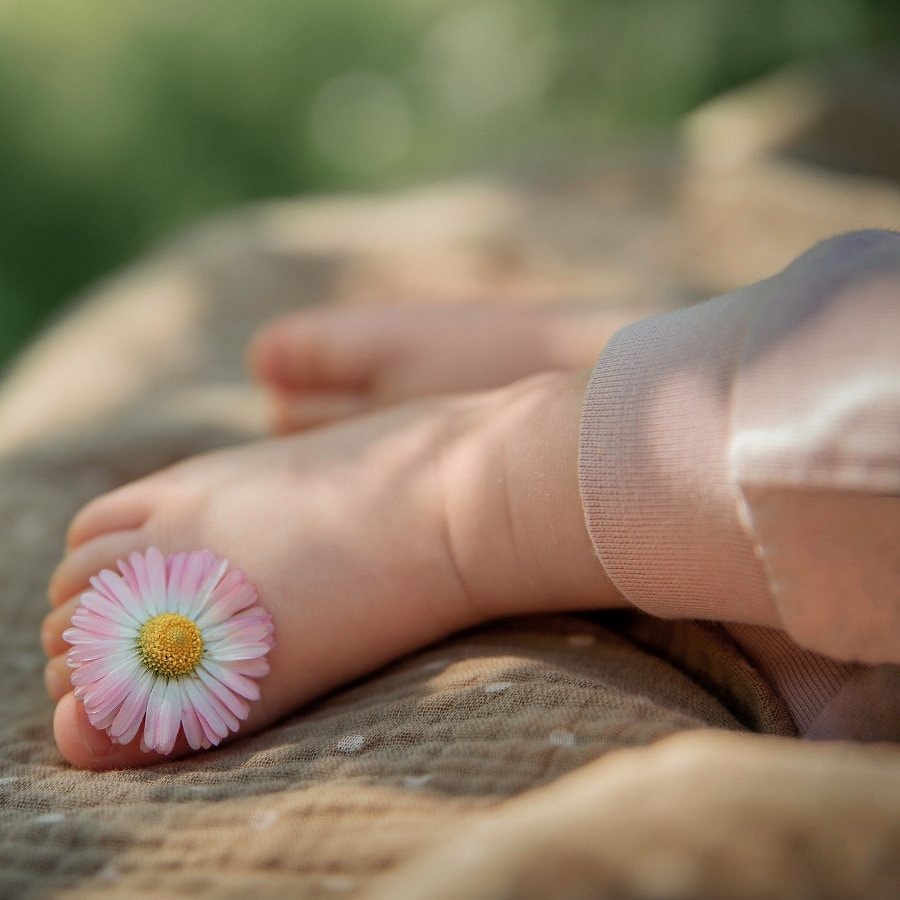 Çok şirik bebek ayakları