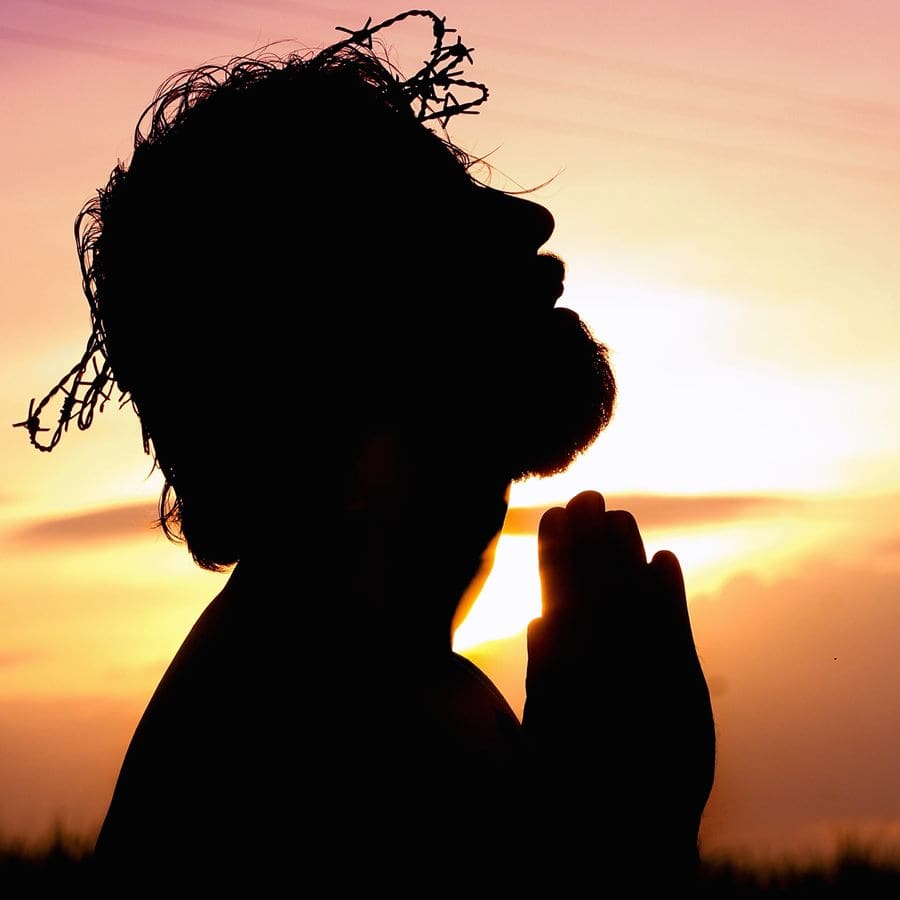 Dua eden erkek resmi