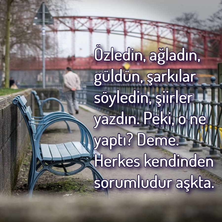 Hüzünlü Mesajlar