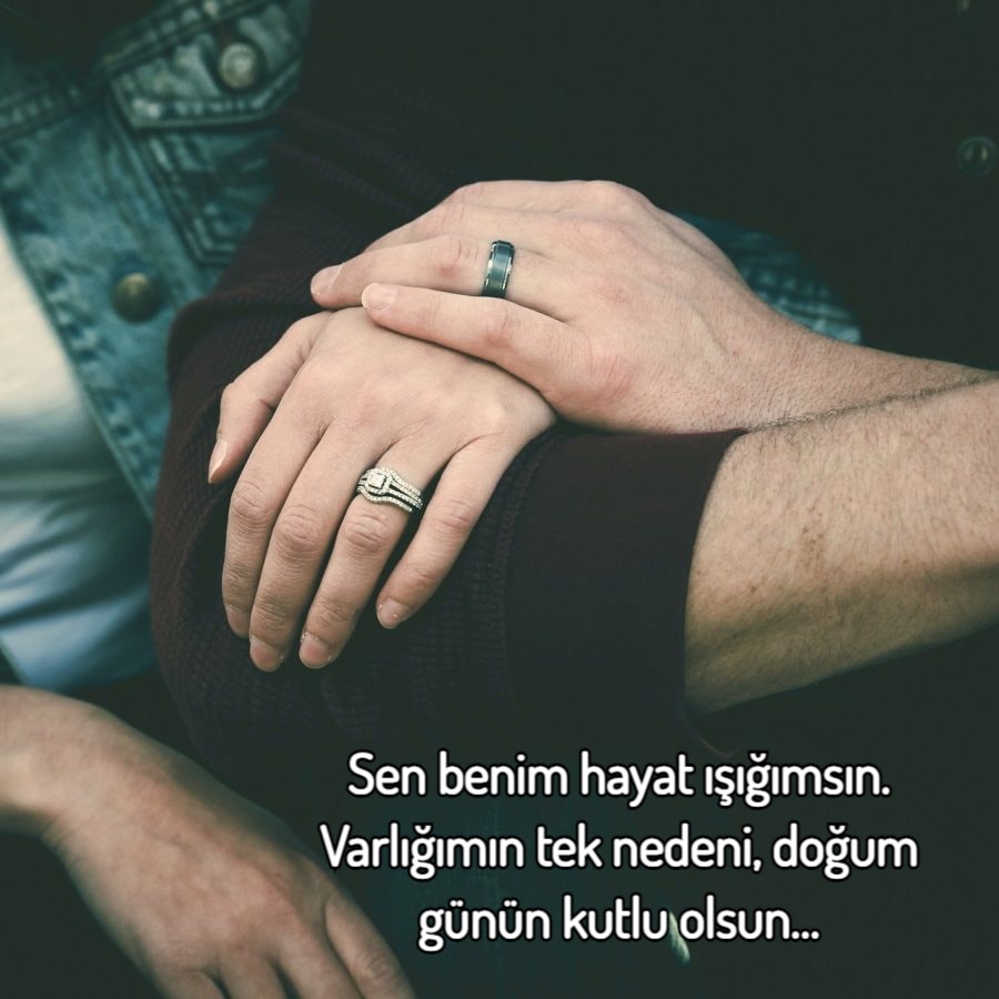 İyi ki doğdun ve nice senelere güzel sevgili