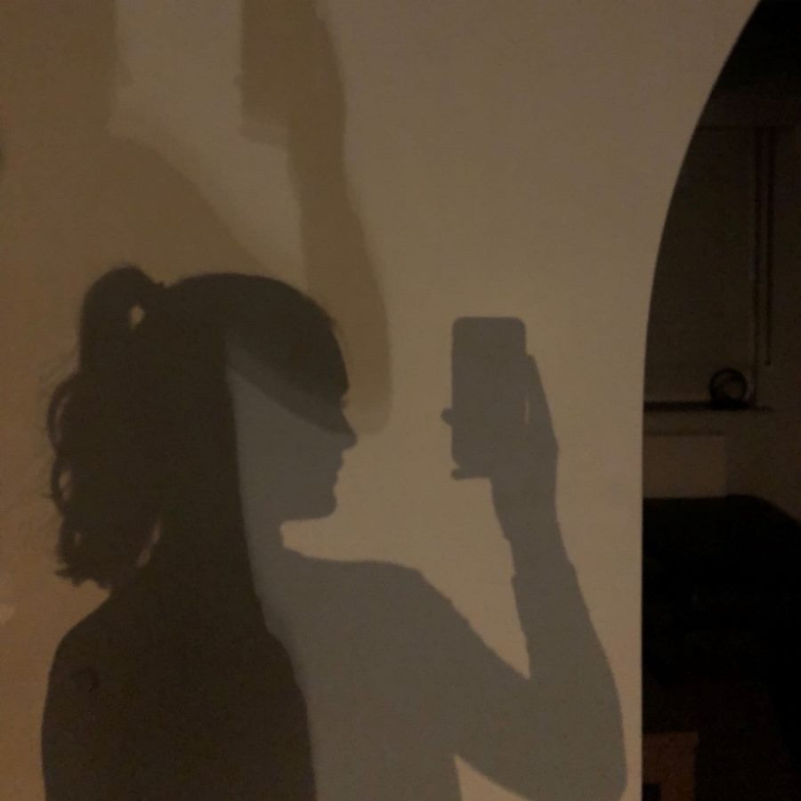 Kadın Gölgesi Selfi Profil İçin
