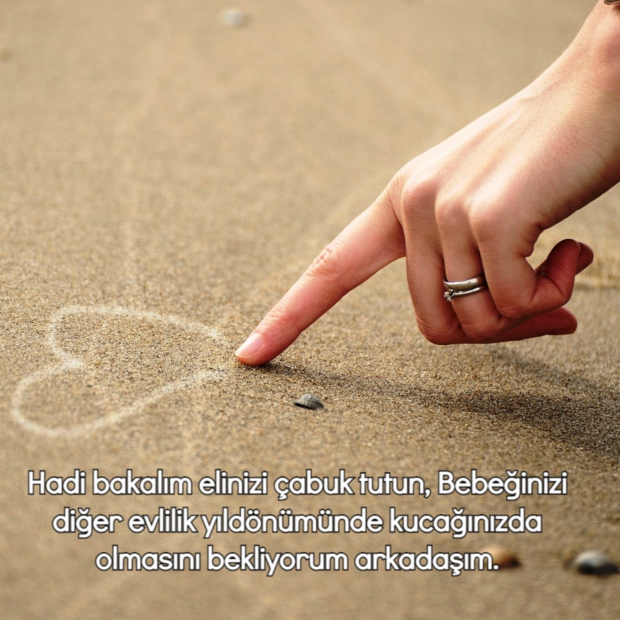 Seni çok seviyorum ve yıldönümümüzü kutlarım