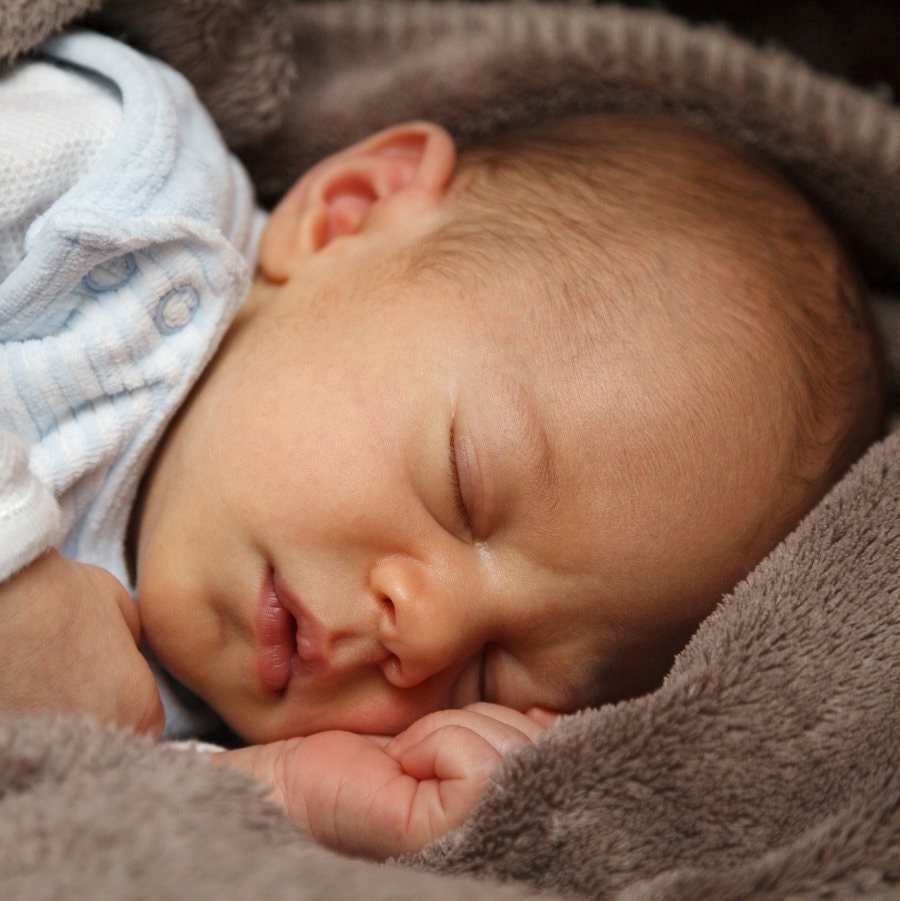 Uyuyan Bebek Resimleri İndir